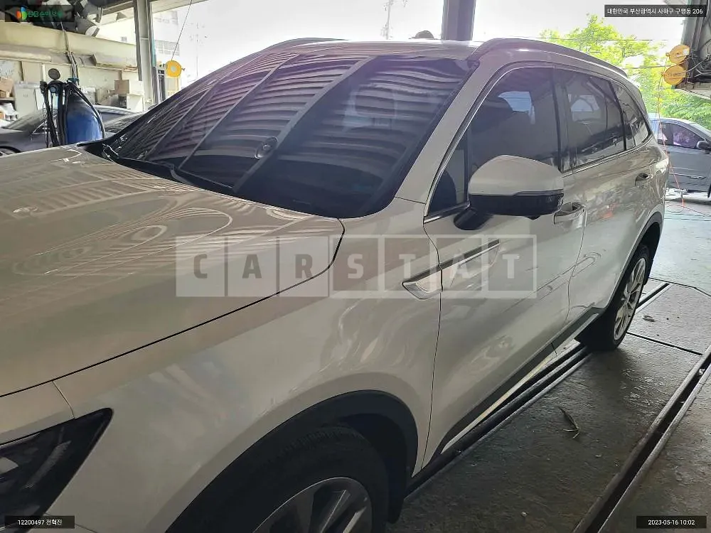 Photo 2 of 42: 2020 Kia Sorento /Sorrento, VIN KNARH81BGMA019443 — Korean insurance auction
