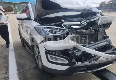 Photo 1 of 4: 2014 Hyundai Santa Fe DM 2.0 (4WD) — Korean insurance auction
