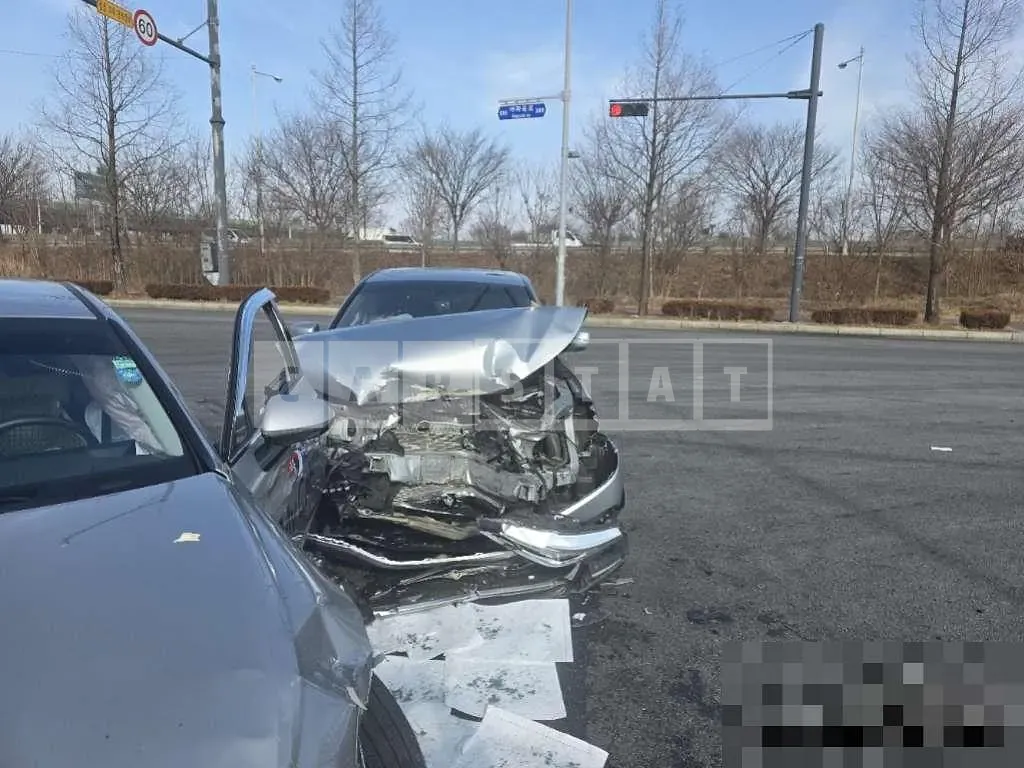 Photo 2 of 6: 2017 Honda Accord 2.4 — Korean insurance auction