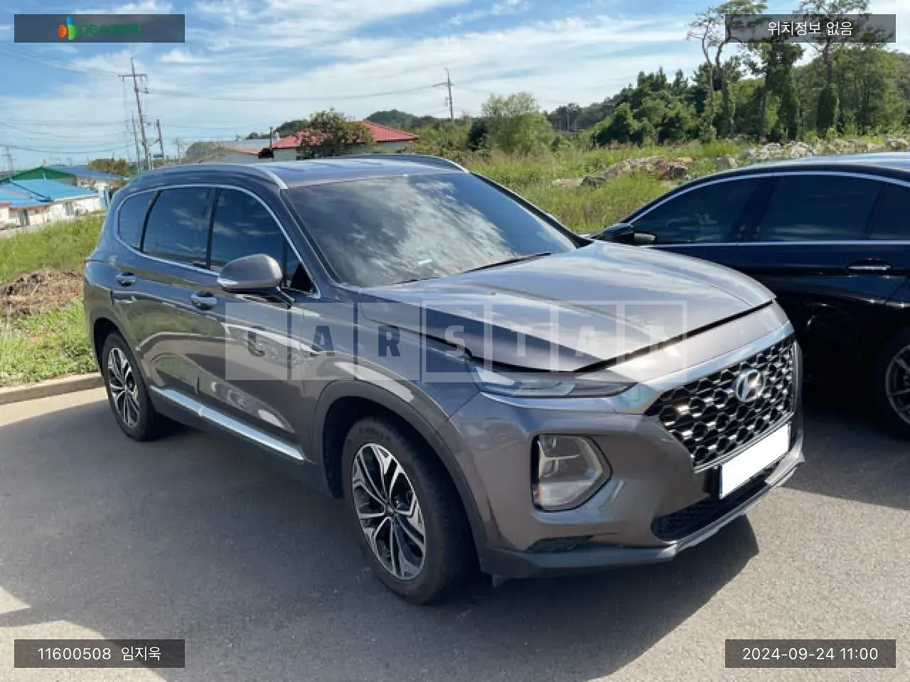 Photo 2 of 23: 2018 Hyundai Santa Fe, VIN KMHS381BBKU047926 — Korean insurance auction