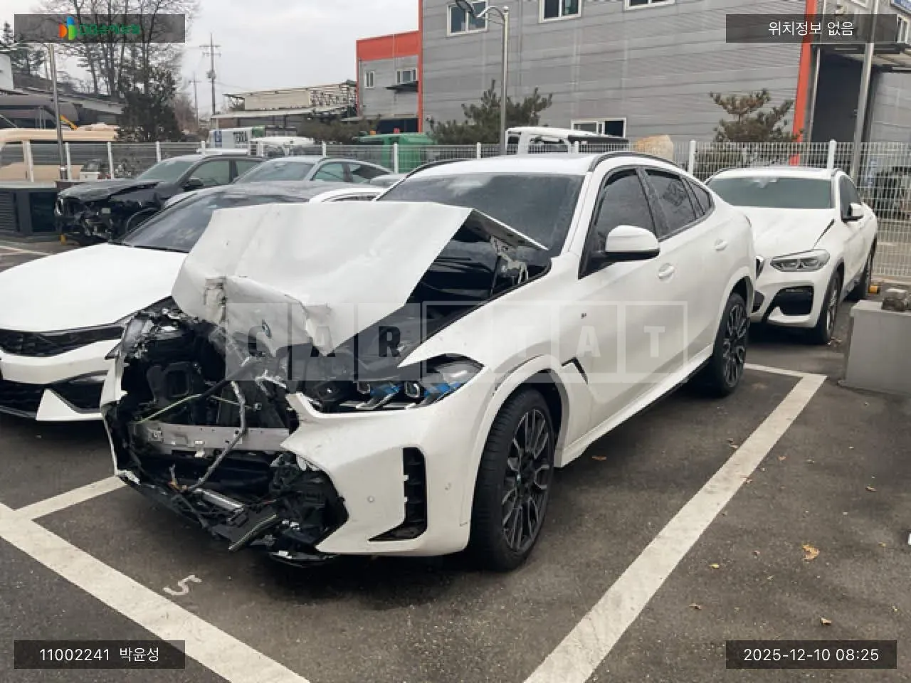 Photo 2 of 32: 2025 BMW X6 xDrive40i M Sport, VIN WBA31EX01S9098075 — Korean insurance auction
