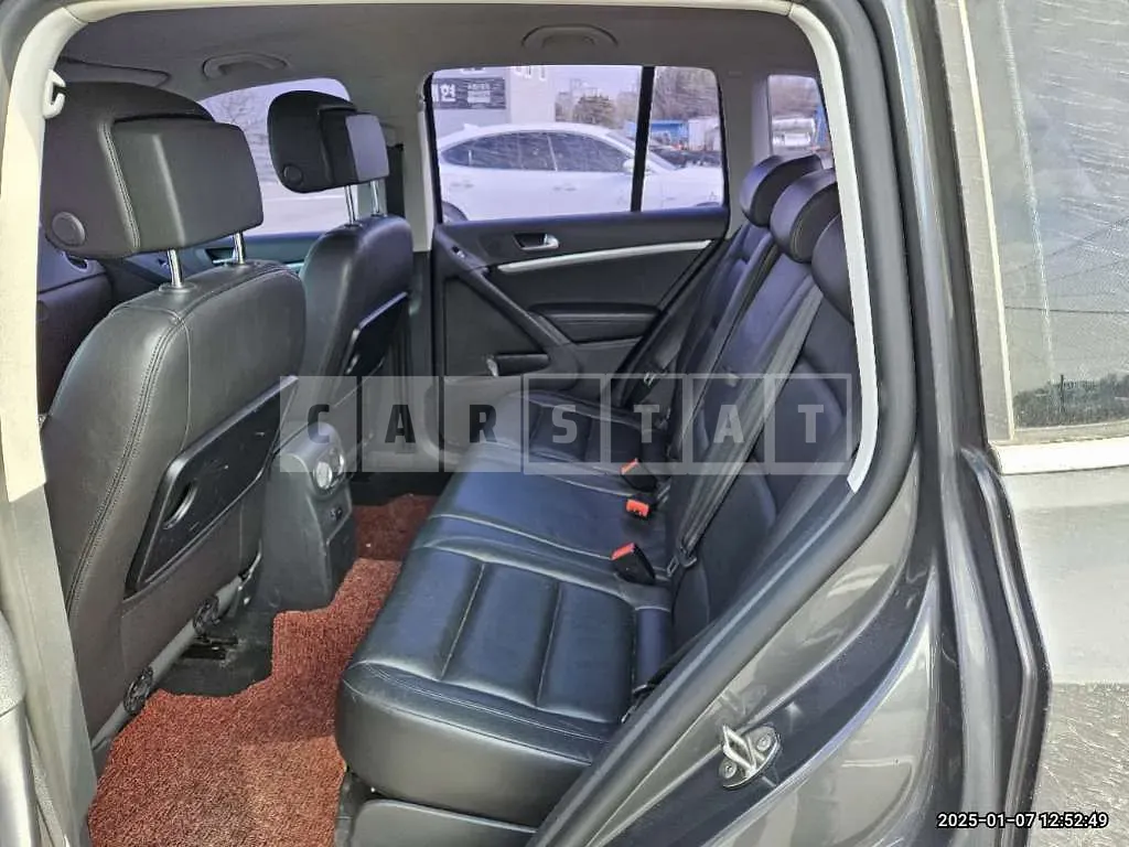Photo 2 of 20: 2016 Volkswagen Tiguan 2.0 TDI BMT — Korean insurance auction