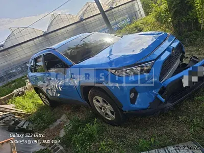 Photo 1 of 5: 2019 Toyota Love 4 — Korean insurance auction