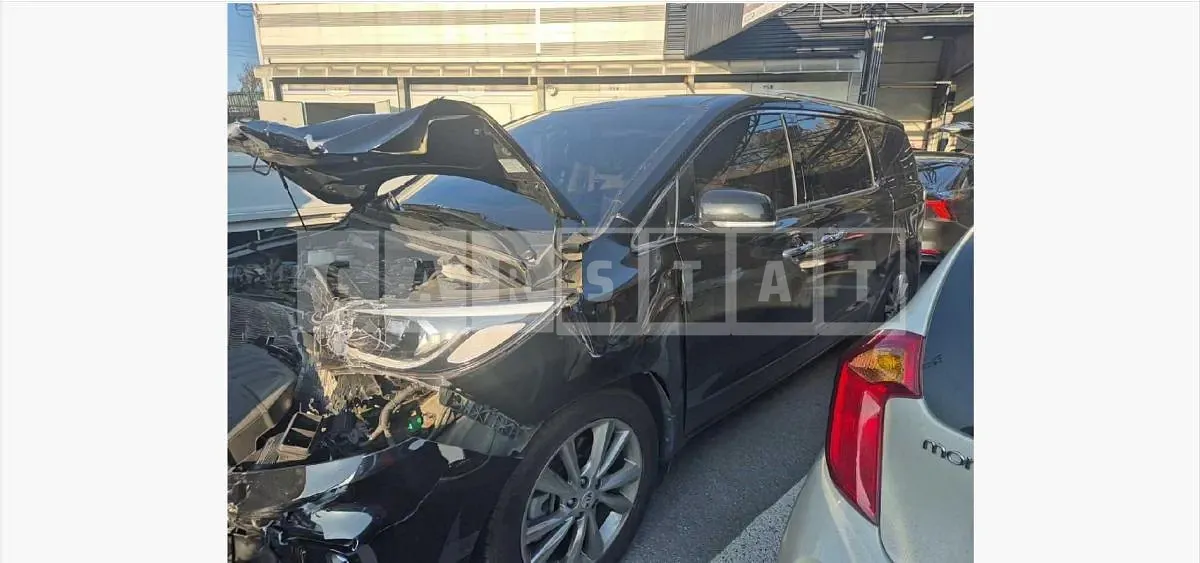 Photo 2 of 12: 2020 Kia Carnivals — Korean insurance auction