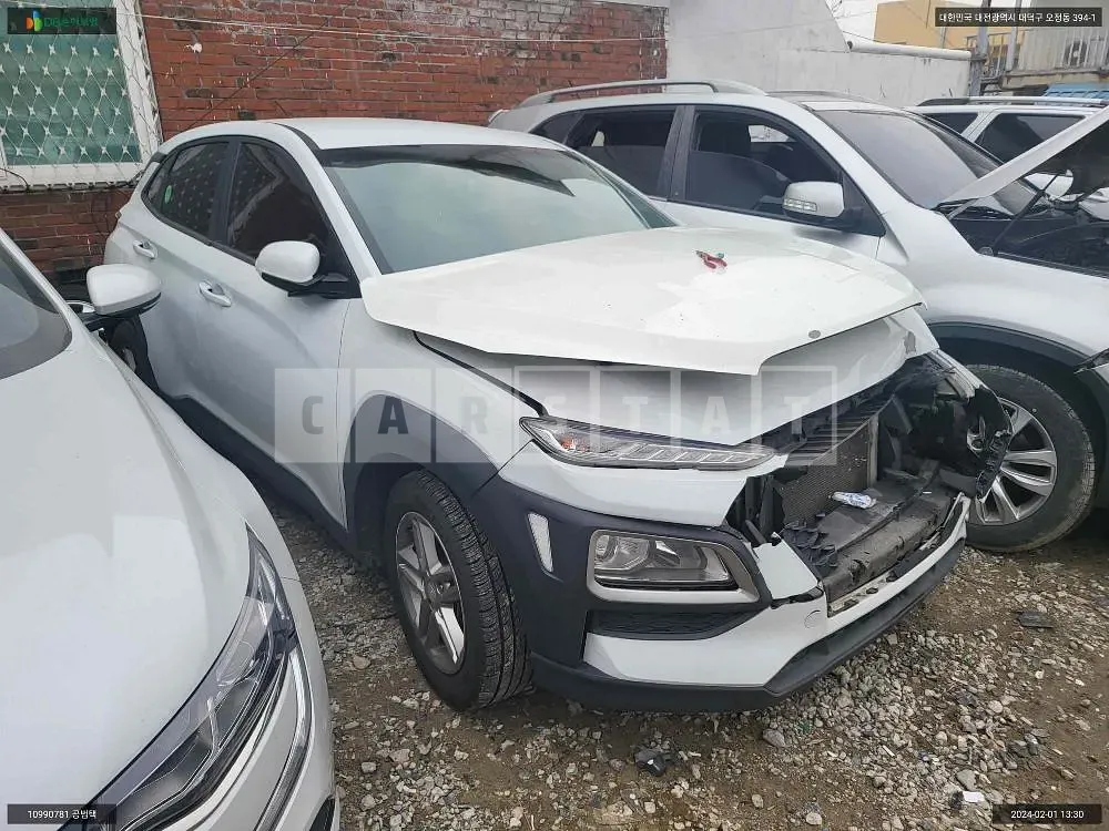 Photo 2 of 11: 2018 Hyundai Kona, VIN KMHK4815GJU108235 — Korean insurance auction