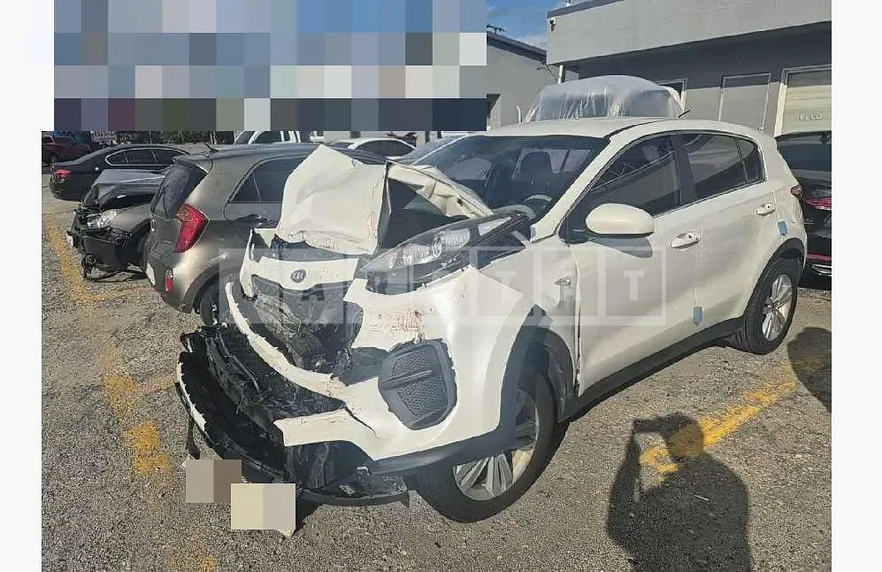Photo 2 of 8: 2016 Kia Sportage — Korean insurance auction
