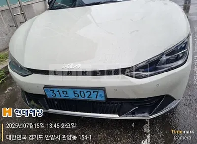 Photo 1 of 9: 2022 Kia EV6 — Korean insurance auction