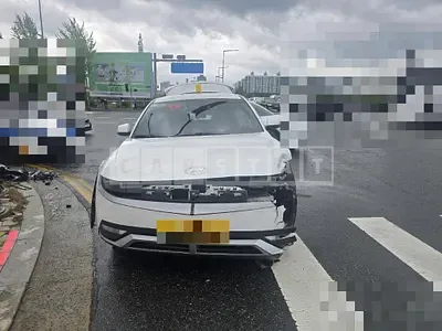 Photo 1 of 10: 2021 Hyundai IONIQ 5 Electric Car — Korean insurance auction