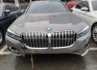 2021 BMW 740i
