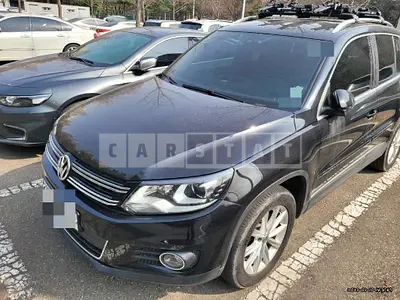 Photo 1 of 43: 2015 Volkswagen Tiguan 2.0 TDI BMT, VIN WVGZZZ5NZGW511725 — Korean insurance auction