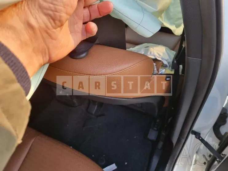 Photo 2 of 20: 2017 Kia Sportage, VIN KNAPR813BHK242067 — Korean insurance auction