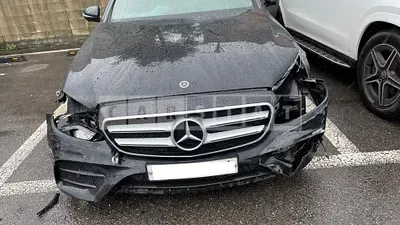 Photo 1 of 31: 2017 Mercedes-Benz E350d, VIN WDDZF3DB4HA259041 — Korean insurance auction