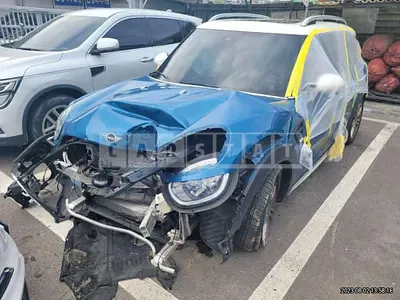 Photo 1 of 8: 2019 MINI Cooper Countryman, VIN WMWYU9107K3K35469 — Korean insurance auction