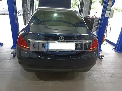 Photo 1 of 9: 2020 Mercedes-Benz C200, VIN WDDWF8AB2LR558705 — Korean insurance auction