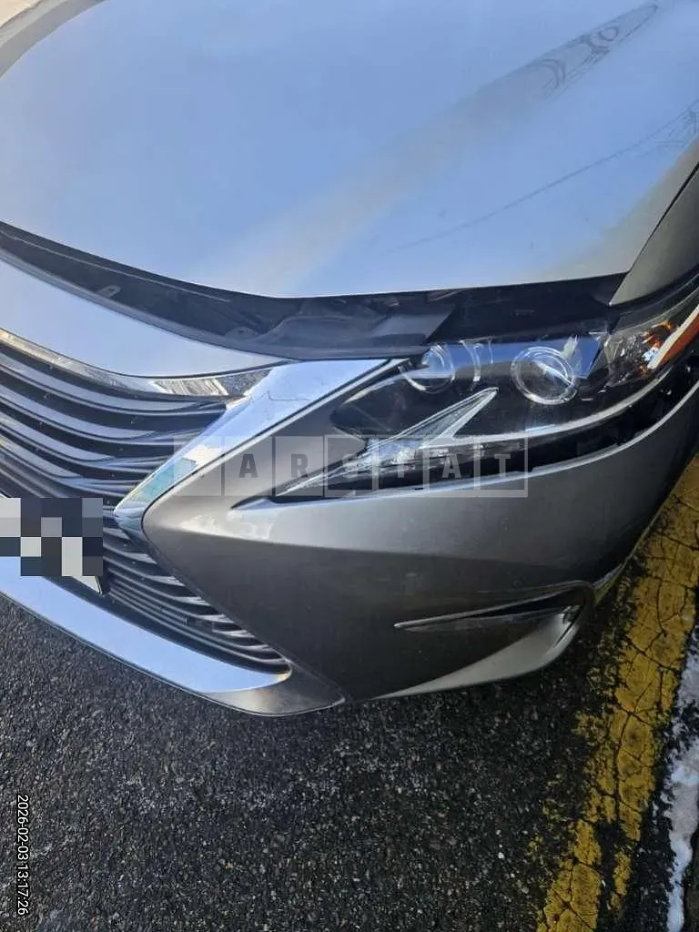 Photo 2 of 8: 2018 Lexus ES300h — Korean insurance auction