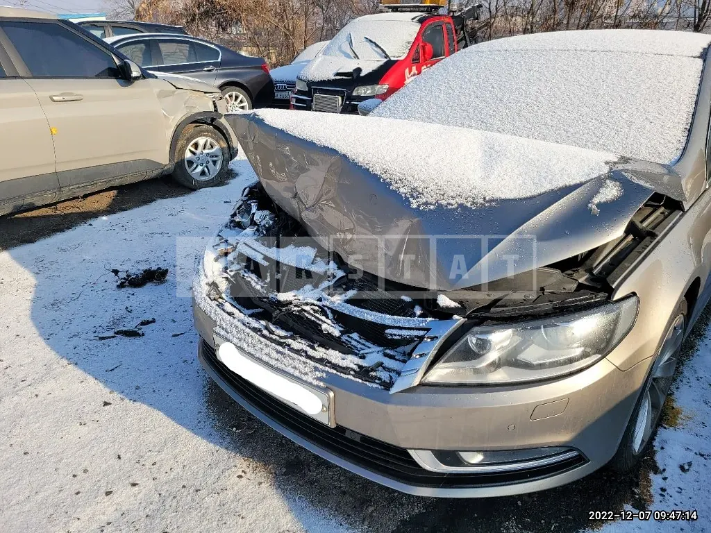 Photo 2 of 30: 2015 Volkswagen CC 2.0 TDI Blue Motion 4MOTION, VIN WVWZZZ3CZFE812093 — Korean insurance auction
