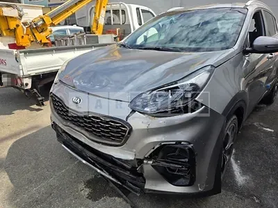 Photo 1 of 19: 2019 Kia Sportage — Korean insurance auction