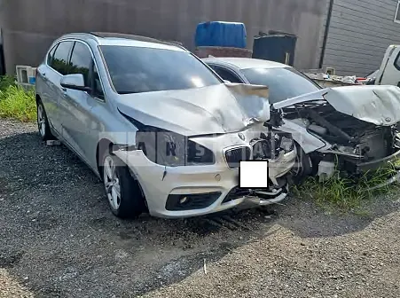 Photo 2 of 12: 2016 BMW Active Tourer, VIN WBA2C110XGV706357 — Korean insurance auction