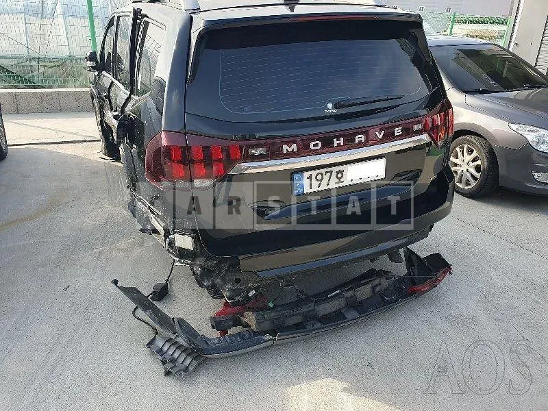 Photo 2 of 42: 2022 Kia Mojave, VIN KNAKN814DNA236861 — Korean insurance auction