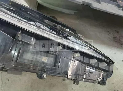 Photo 1 of 2: 2019 Lexus (parts) RX450h Headlamp — Korean insurance auction