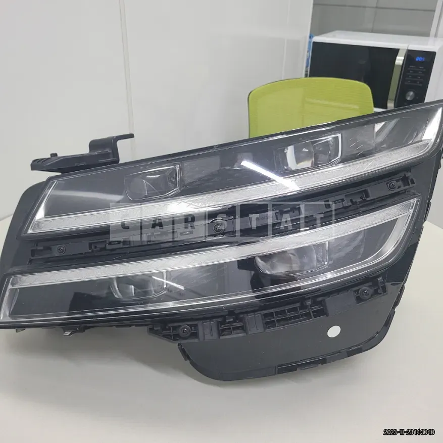 Photo 2 of 11: 2022 Genesis (parts) G80 Headlamp — Korean insurance auction