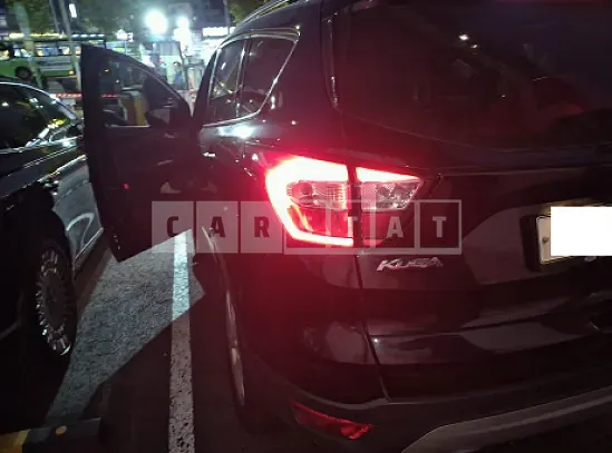 Photo 2 of 8: 2017 Ford Kuga 2.0 AWD — Korean insurance auction