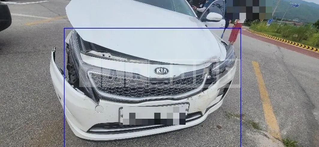 Photo 2 of 6: 2015 Kia K5 2.0 (Hybrid), VIN KNAGN41CBFA093284 — Korean insurance auction