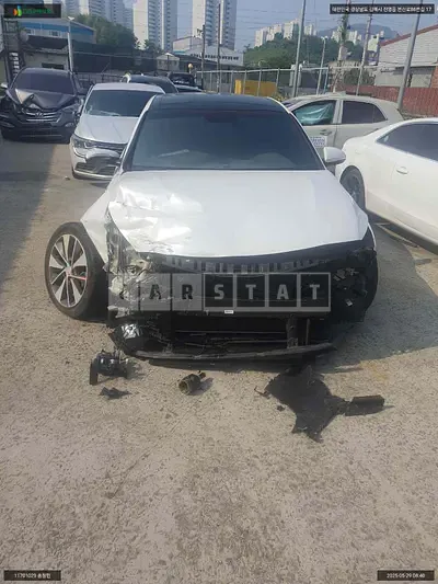 Photo 1 of 9: 2017 Kia K5, VIN KNAGU411BHA155641 — Korean insurance auction