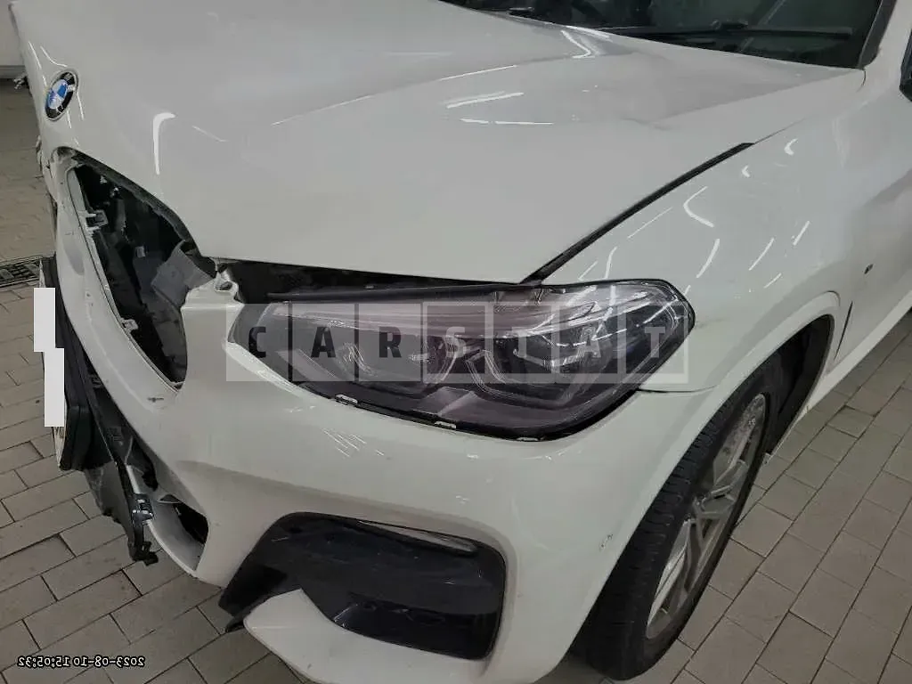 Photo 2 of 9: 2019 BMW X4 xDrive20d M Sport Packa, VIN WBAVJ1108KLF65248 — Korean insurance auction