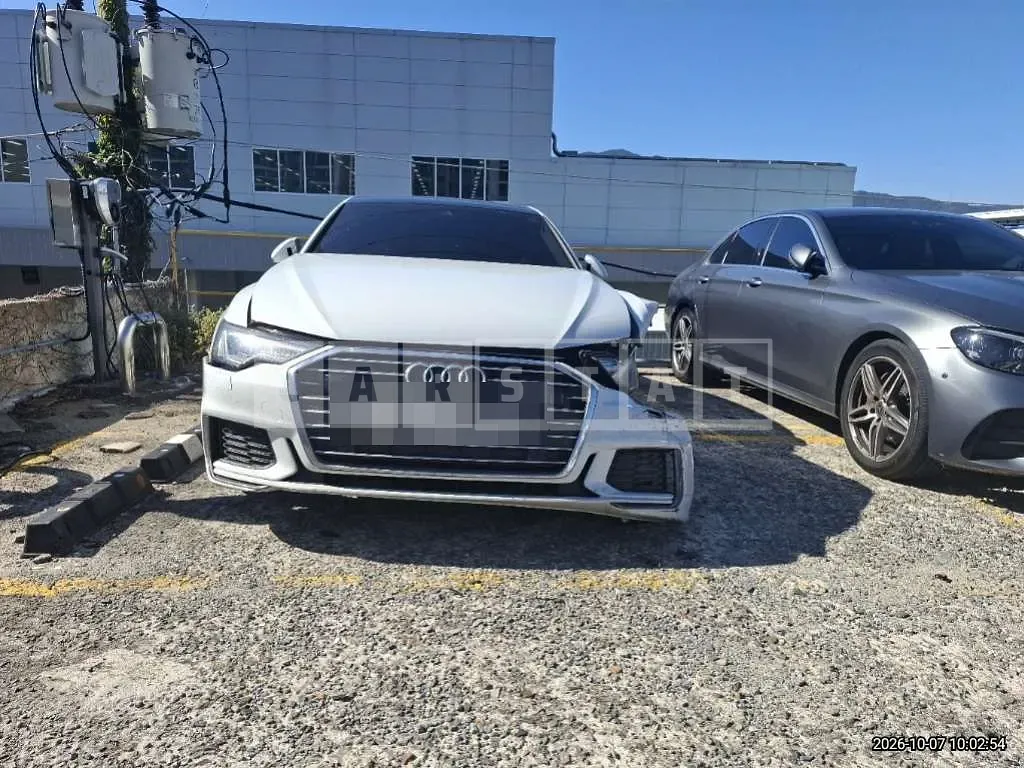 Photo 2 of 10: 2020 Audi A6 40 TDI — Korean insurance auction