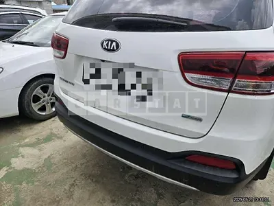 Photo 1 of 19: 2015 Kia Sorento — Korean insurance auction