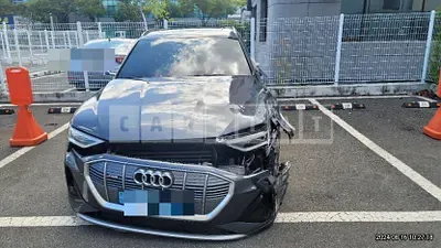 Photo 1 of 23: 2021 Audi e-tron Sportyback 55 quattro — Korean insurance auction