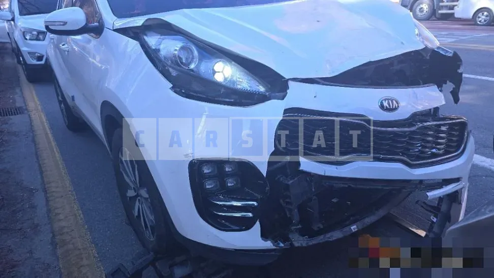 Photo 2 of 8: 2016 Kia Sportage — Korean insurance auction