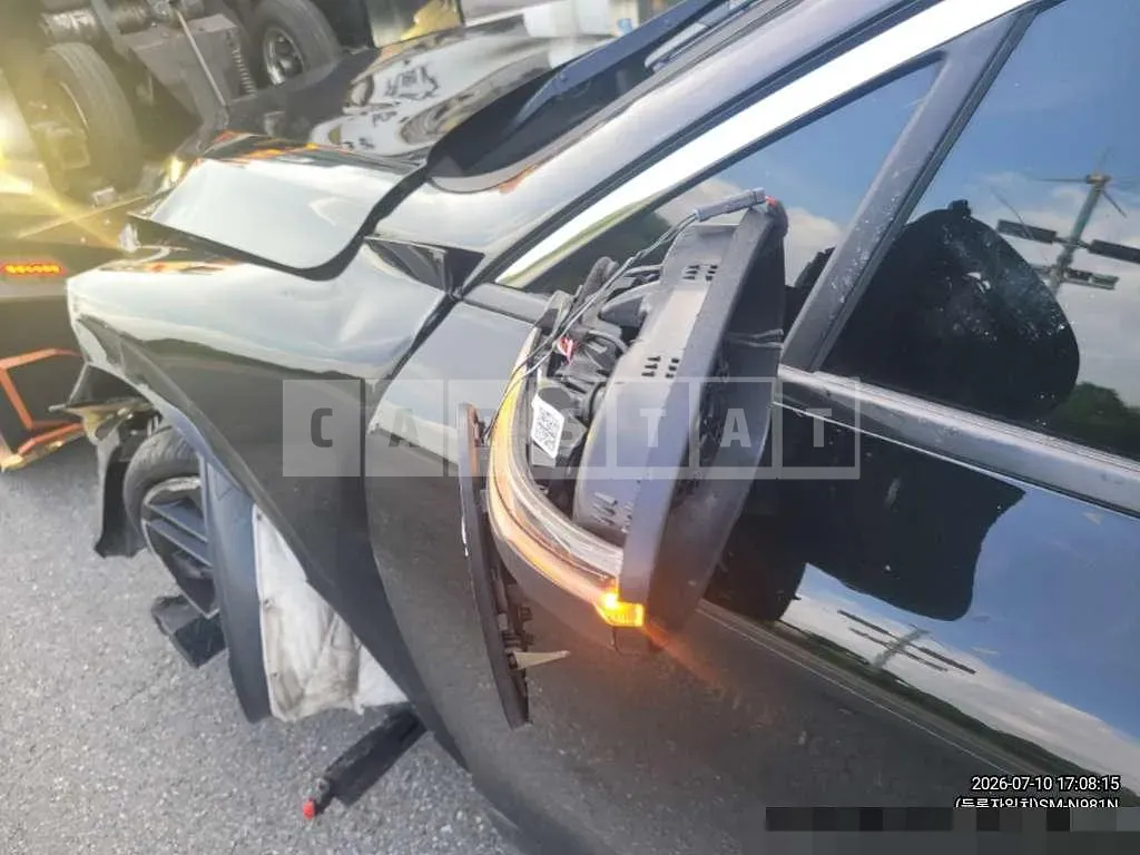 Photo 2 of 7: 2022 Kia K5 1.6 — Korean insurance auction