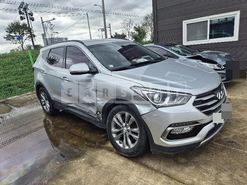 Photo 2 of 20: 2015 Hyundai Santa Fe DM — Korean insurance auction