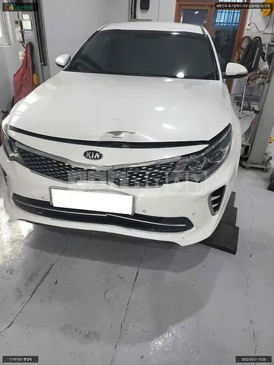 Photo 1 of 19: 2016 Kia K5, VIN KNAGX411BHA114484 — Korean insurance auction