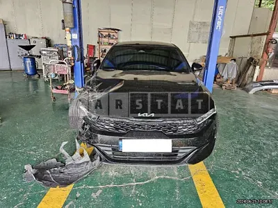 Photo 1 of 16: 2020 Kia K5 — Korean insurance auction