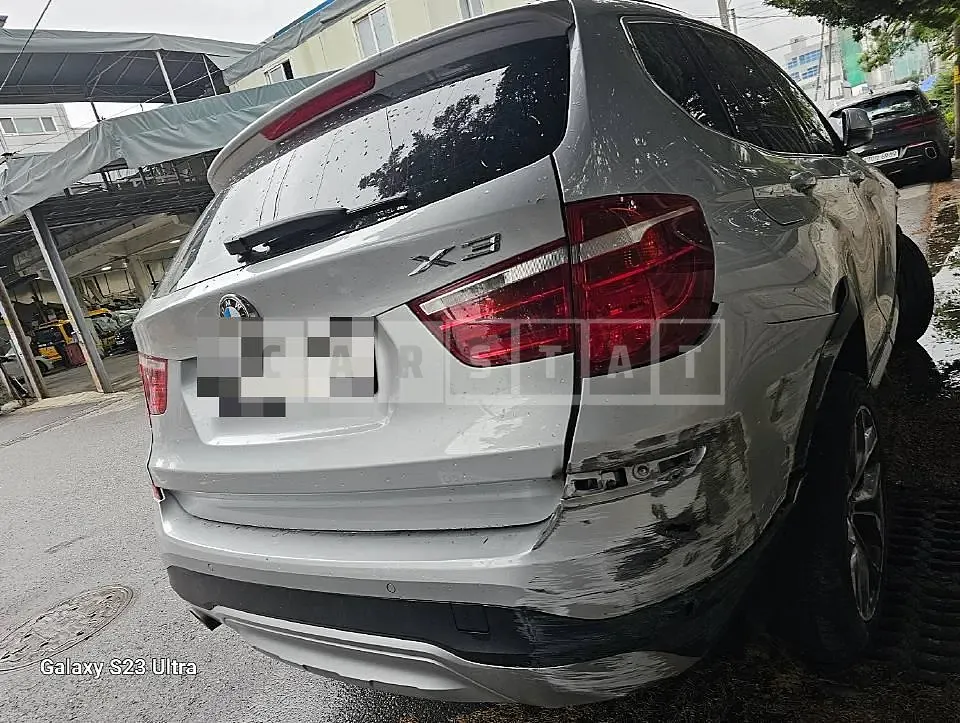 Photo 2 of 9: 2015 BMW X3 xDrive20d — Korean insurance auction