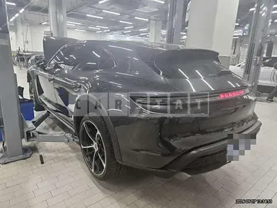 Photo 1 of 24: 2025 Porsche Taycan Cross Turismo — Korean insurance auction