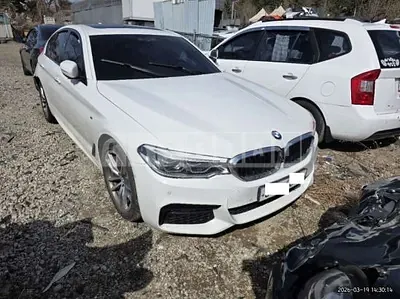Photo 1 of 24: 2017 BMW 530i — Korean insurance auction