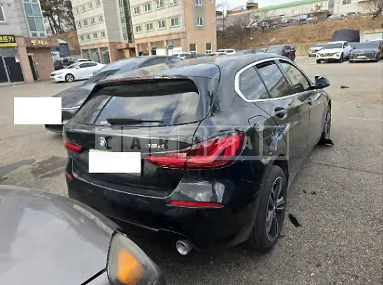 Photo 2 of 6: 2020 BMW 118d — Korean insurance auction