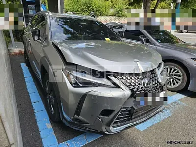 Photo 1 of 33: 2026 Lexus UX300h — Korean insurance auction