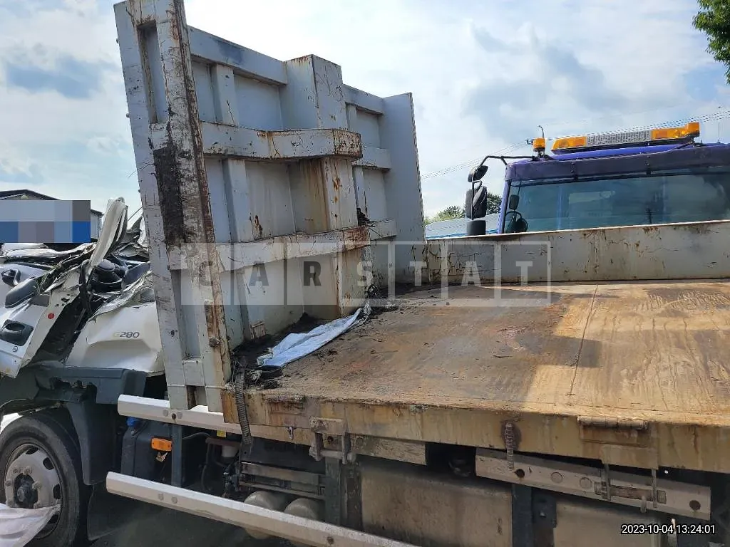 Photo 2 of 21: 2015 Kia Mega Truck 5 Tons — Korean insurance auction