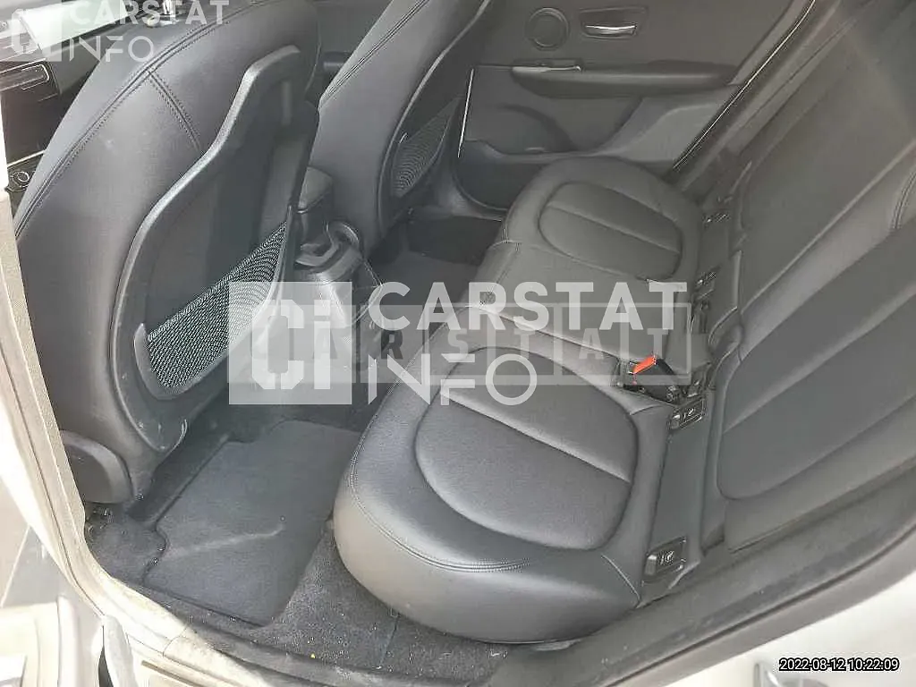 Photo 2 of 12: 2018 BMW Active Tourer, VIN WBA2C1104J7A32740 — Korean insurance auction