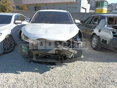 Photo 1 of 11: 2018 Hyundai Tucson, VIN KMHJ2815GJU560704 — Korean insurance auction