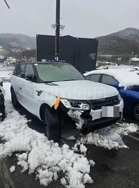 Photo 2 of 9: 2016 Land Rover Range Rover Sports 3.0d — Korean insurance auction