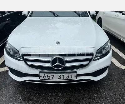 Photo 1 of 37: 2018 Mercedes-Benz E220 d 4Matic — Korean insurance auction