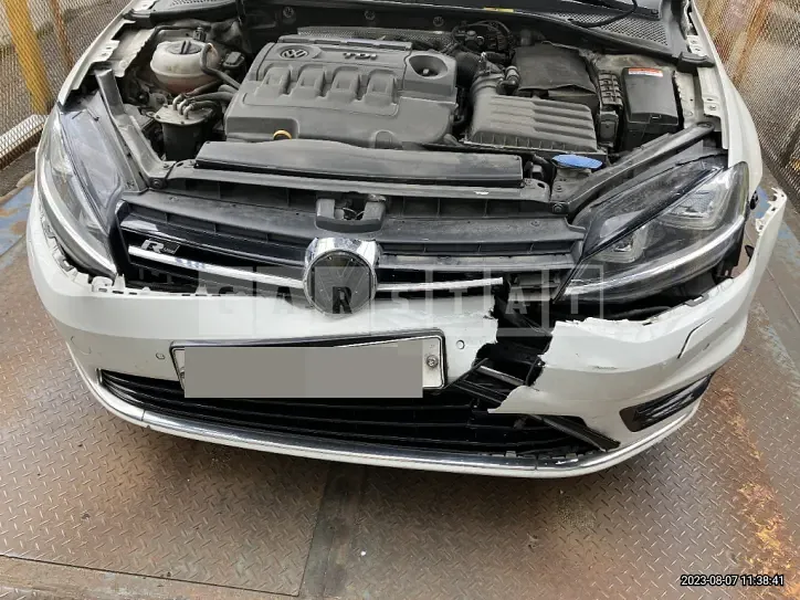 Photo 2 of 19: 2016 Volkswagen Golf 2.0 TDI BMT, VIN WVWZZZAUZGW261498 — Korean insurance auction