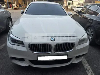 Photo 1 of 18: 2016 BMW 520d, VIN WBA5E5102GG204686 — Korean insurance auction