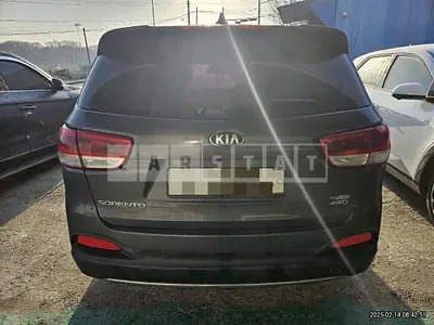 Photo 1 of 23: 2016 Kia Sorento 4WD — Korean insurance auction